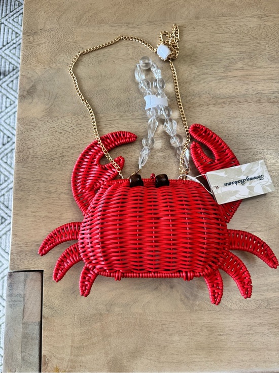 Tommy Bahama Handbags - Tommy Bahama Red Woven Crab Crossbody with Gold Chain